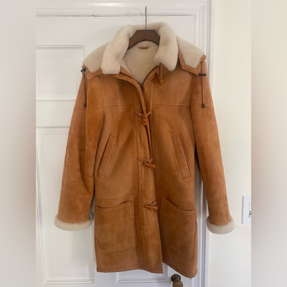Authentic Aston Sheerling with toggle buttons. Very warm! Perfect for aspen
